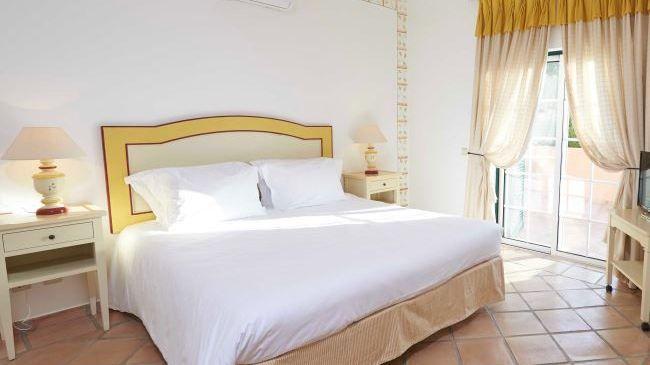 Martinhal Quinta Family Golf Resort 알만실 객실 사진